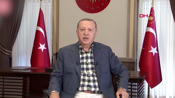 Erdoğan'ın canlı yayında zor anları: Geri al, geri al