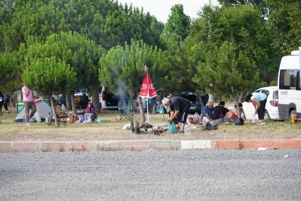 Tekirdağ sahillerine tatilci akını