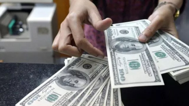 Dev bankalardan ''dolar sat'' tavsiyesi