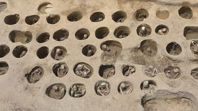 Japonya'da 1500 kemiğin olduğu toplu mezar bulundu