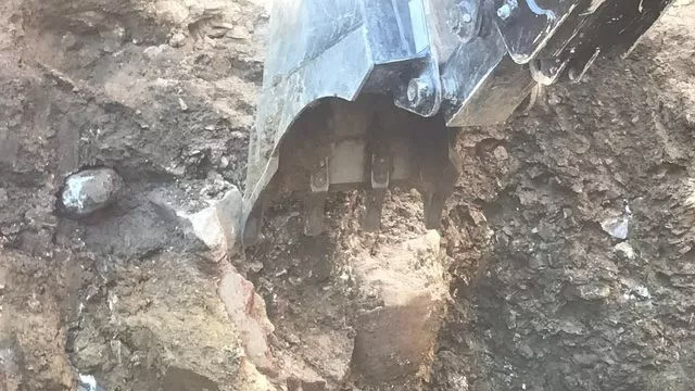 Hakkari'de define heyecanı! Büyük bir küp bulundu