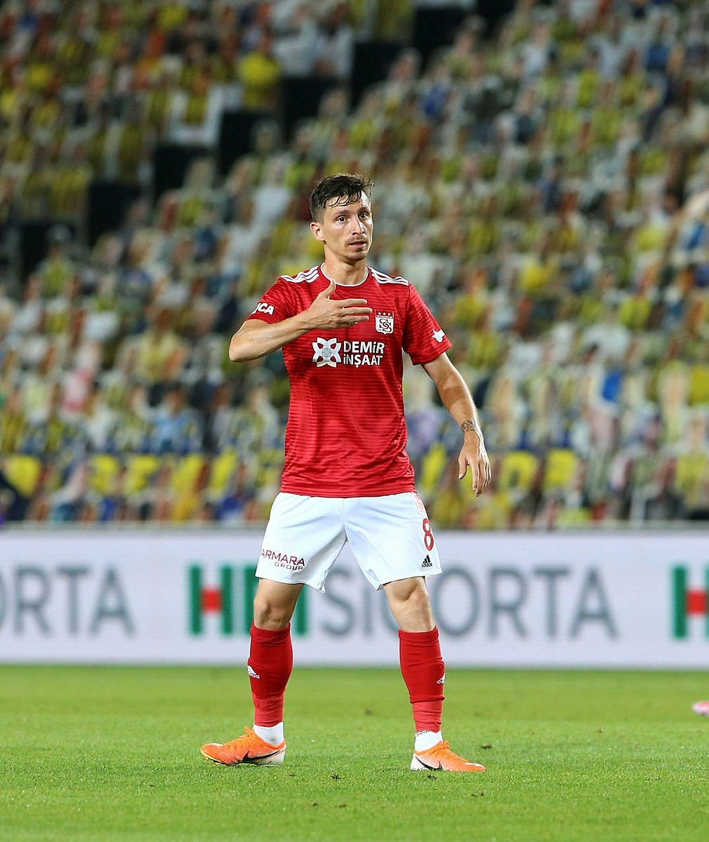Fenerbahçe'de 4 transfer resmen açıklanacak
