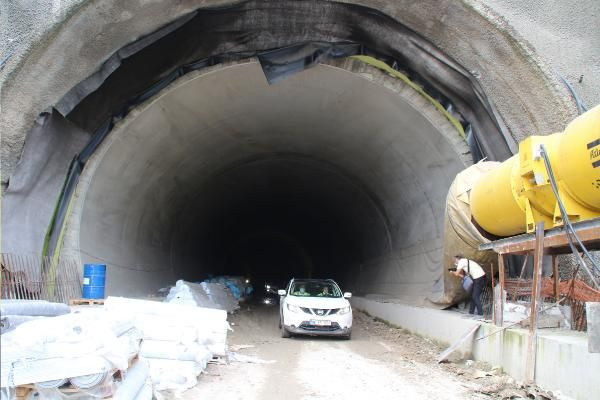 Rize'de Salarha Tüneli'nde ışık göründü