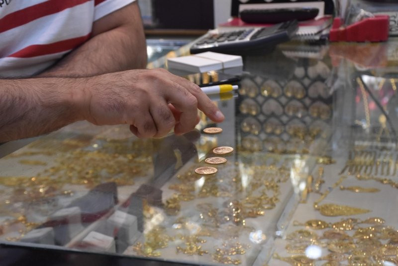 Altın ve döviz alanlar dikkat! Uzmanlardan kritik uyarı geldi