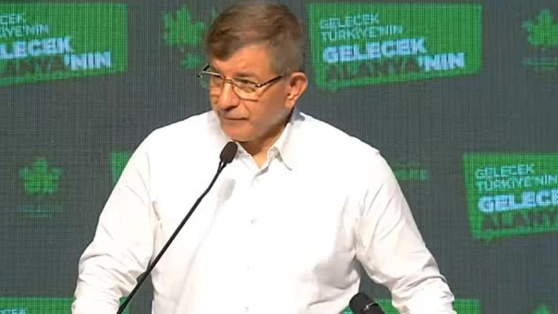 Davutoğlu: Görevimiz bakanı değil Türk Lirası'nı korumak