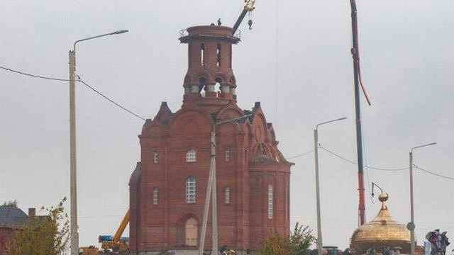 İnşaat halindeki kilisenin bir anda aşağı düştü!