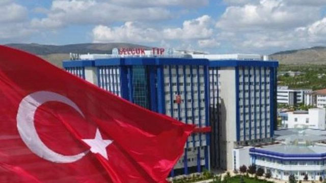 Tıp fakültesi son sınıf öğrencisi koronavirüsten hayatını kaybetti