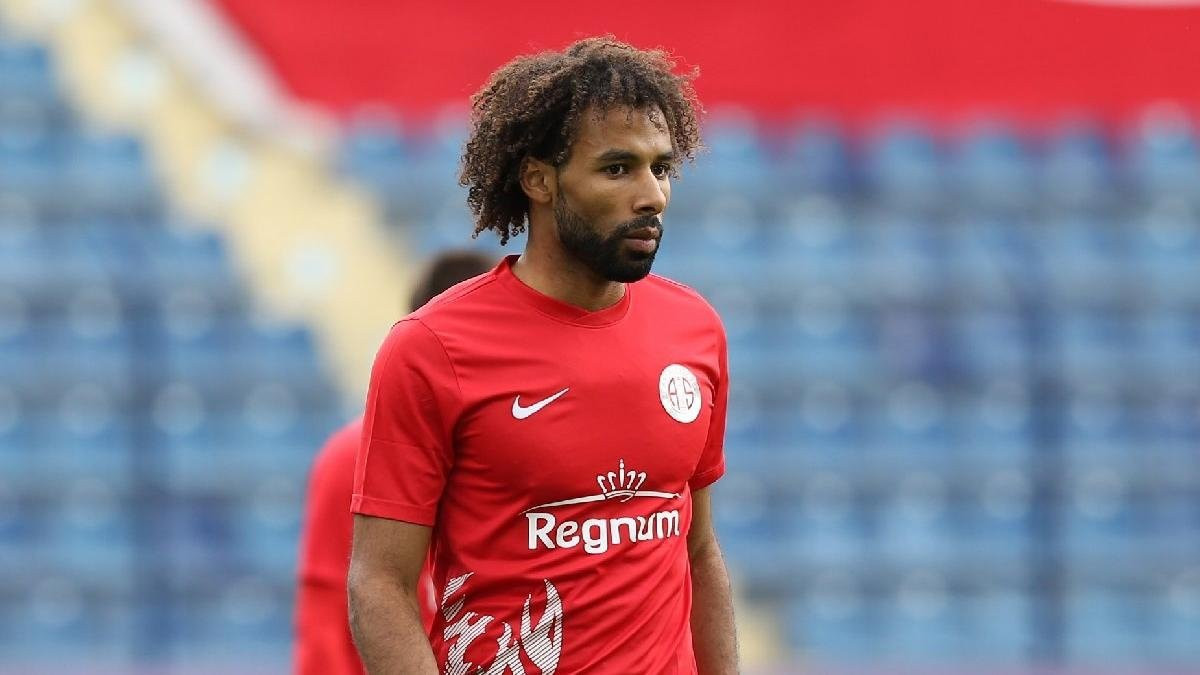 Beşiktaş, Fenerbahçe ve Galatasaray... Transferde bombalar patlıyor!