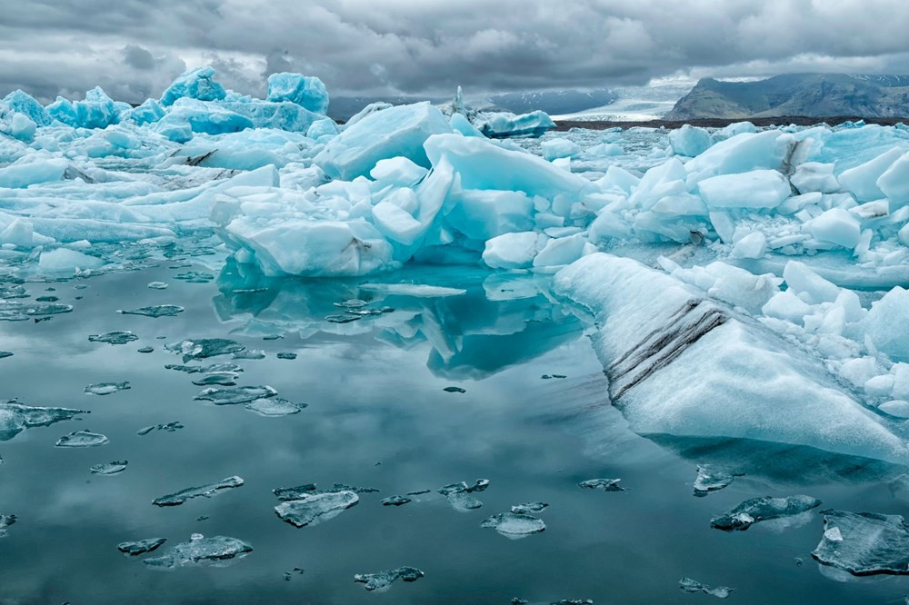 Kuzey Kutbu'nda büyük bir buzul parçalandı