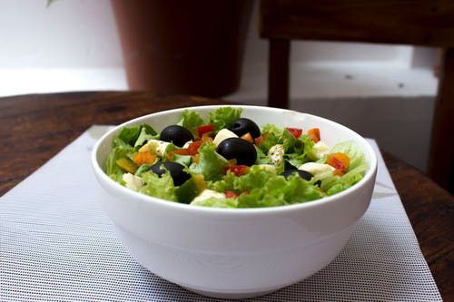 ''Salgında vejetaryen ve vegan beslenmeden uzak durun''