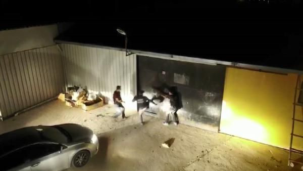 Uyuşturucu serasına dönüştürülen fabrikaya baskın