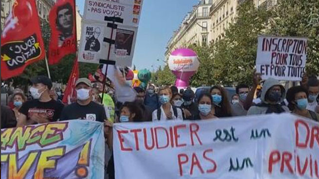 Fransa'da Macron ve hükümet karşıtı protesto