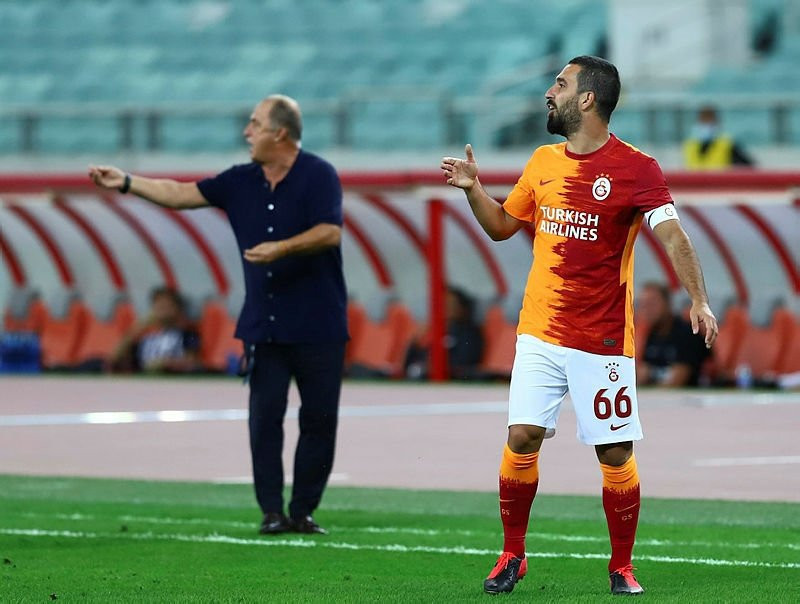 Galatasaray yıldız ismin bonservis bedelini belirledi!