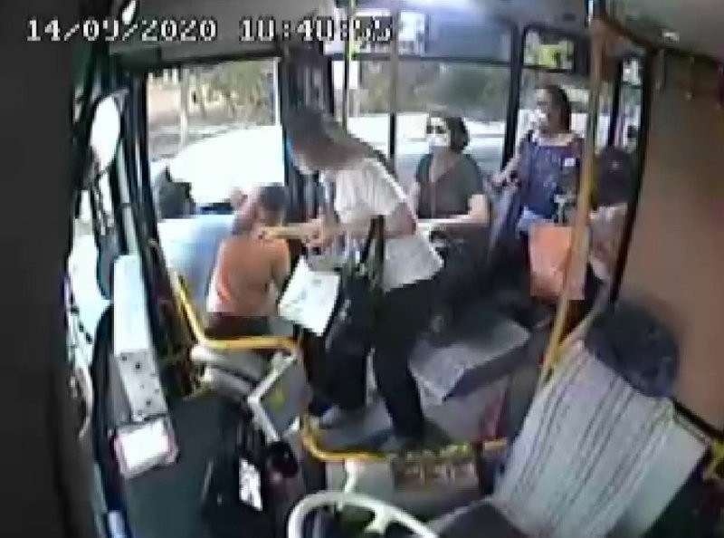 Yanlış park uyarısına darp kamerada