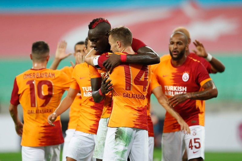 Galatasaray'dan dev transfer hamlesi