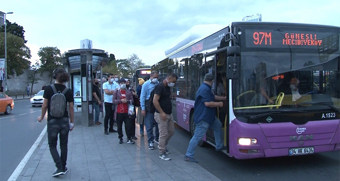 İstanbul'da kademeli mesai uygulamasının ilk gününde manzaralar