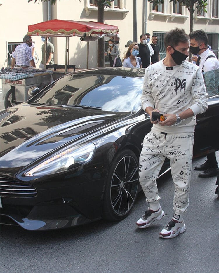 DJ Burak Yeter’in arabasının değeri dudak uçuklattı