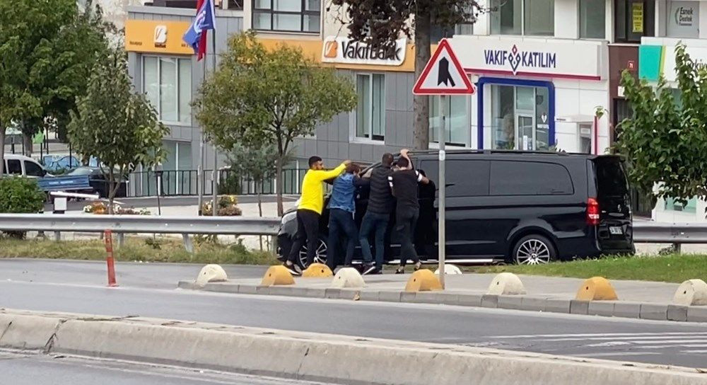 Bahşiş uğruna az daha canlarından olacaklardı!