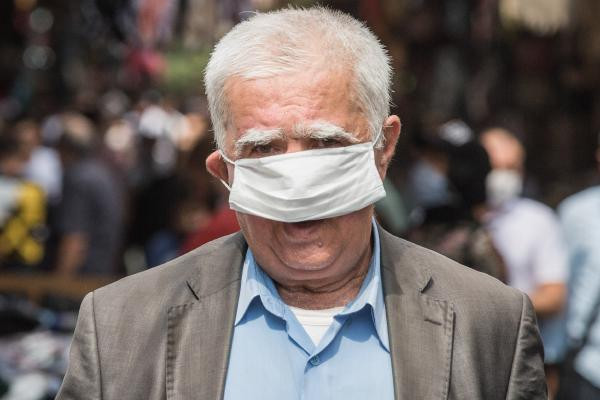 İstanbul'da yine aynı manzaralar: Maske ve mesafeye uyulmadı