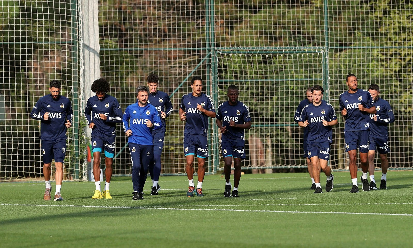 Fenerbahçe'de kanat transferinde 3 aday var