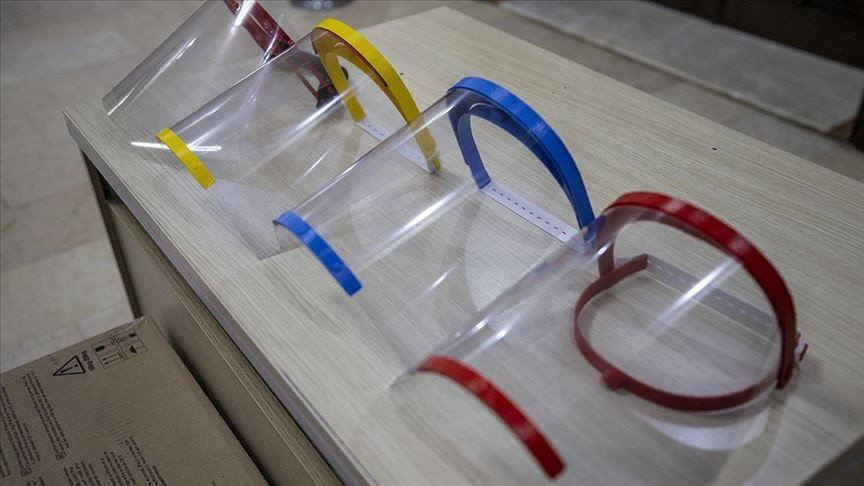 Plastik siperlikler koronavirüse karşı etkisiz