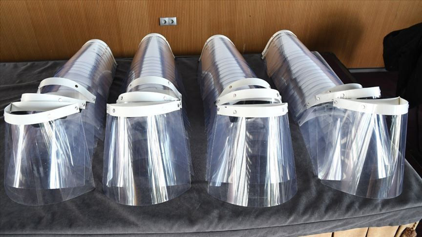 Plastik siperlikler koronavirüse karşı etkisiz