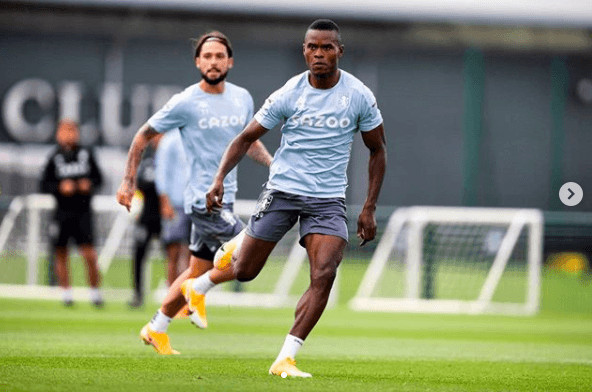 Fenerbahçe, Samatta'yı borsaya bildirdi