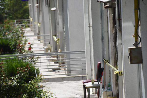 Apartman görevlisi çift koronaya yakalandı, 500 kişi karantinaya alındı