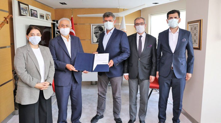 TBB, İstanbul'da ikinci baro için yetki belgesini verdi