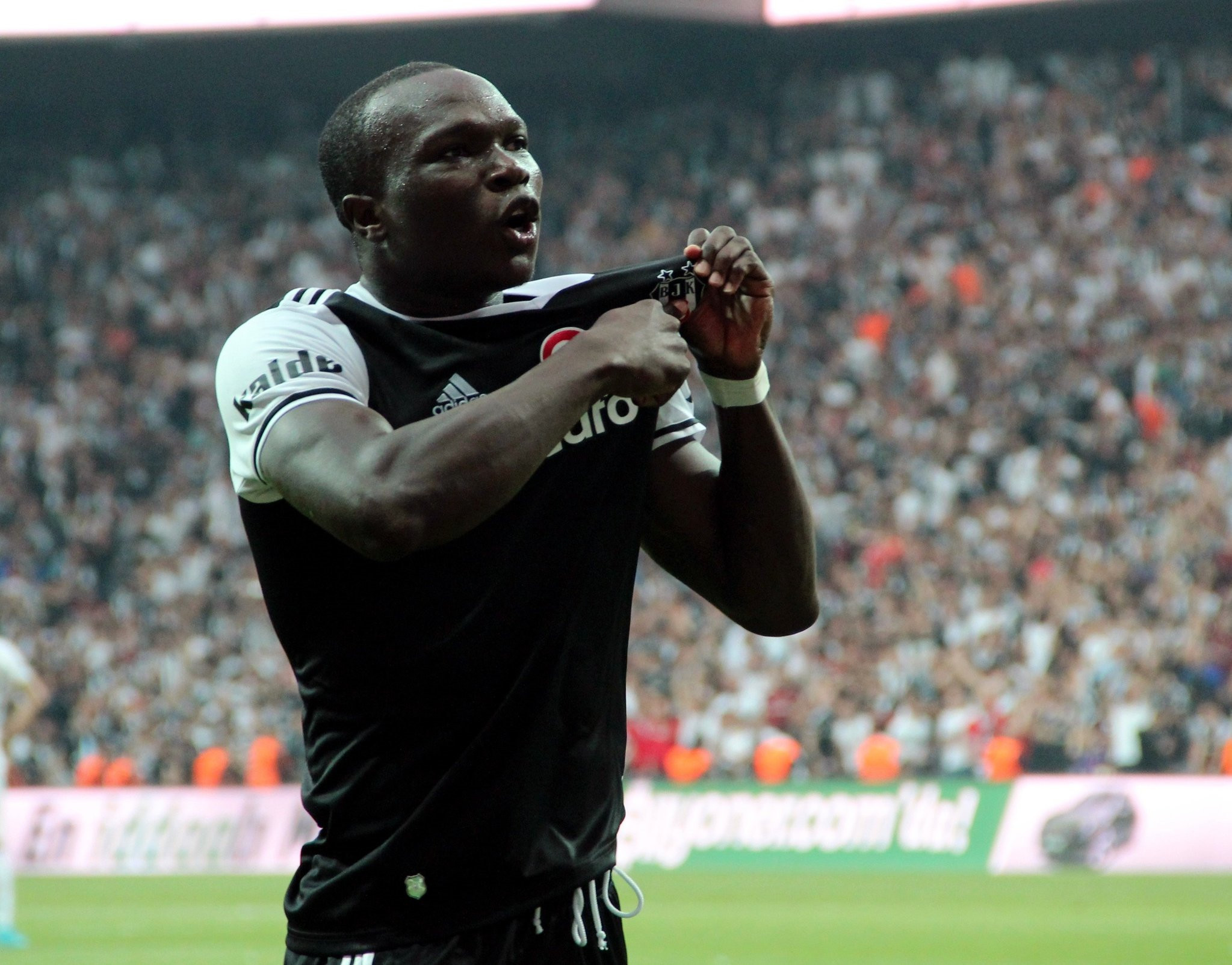 Aboubakar'ın sözleşmesine özel madde