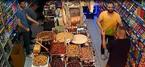 Bu markete giren dans etmeden çıkamıyor!