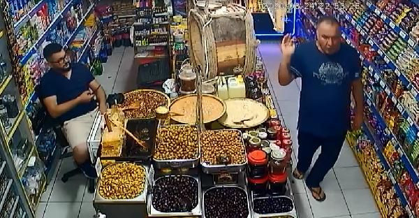 Bu markete giren dans etmeden çıkamıyor!