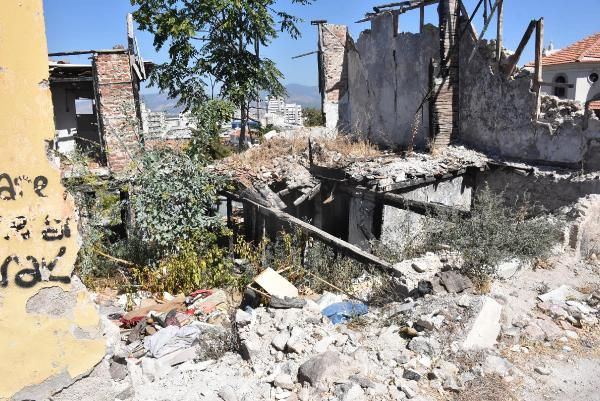 Uyuşturucu bağımlıları korku saçıyor