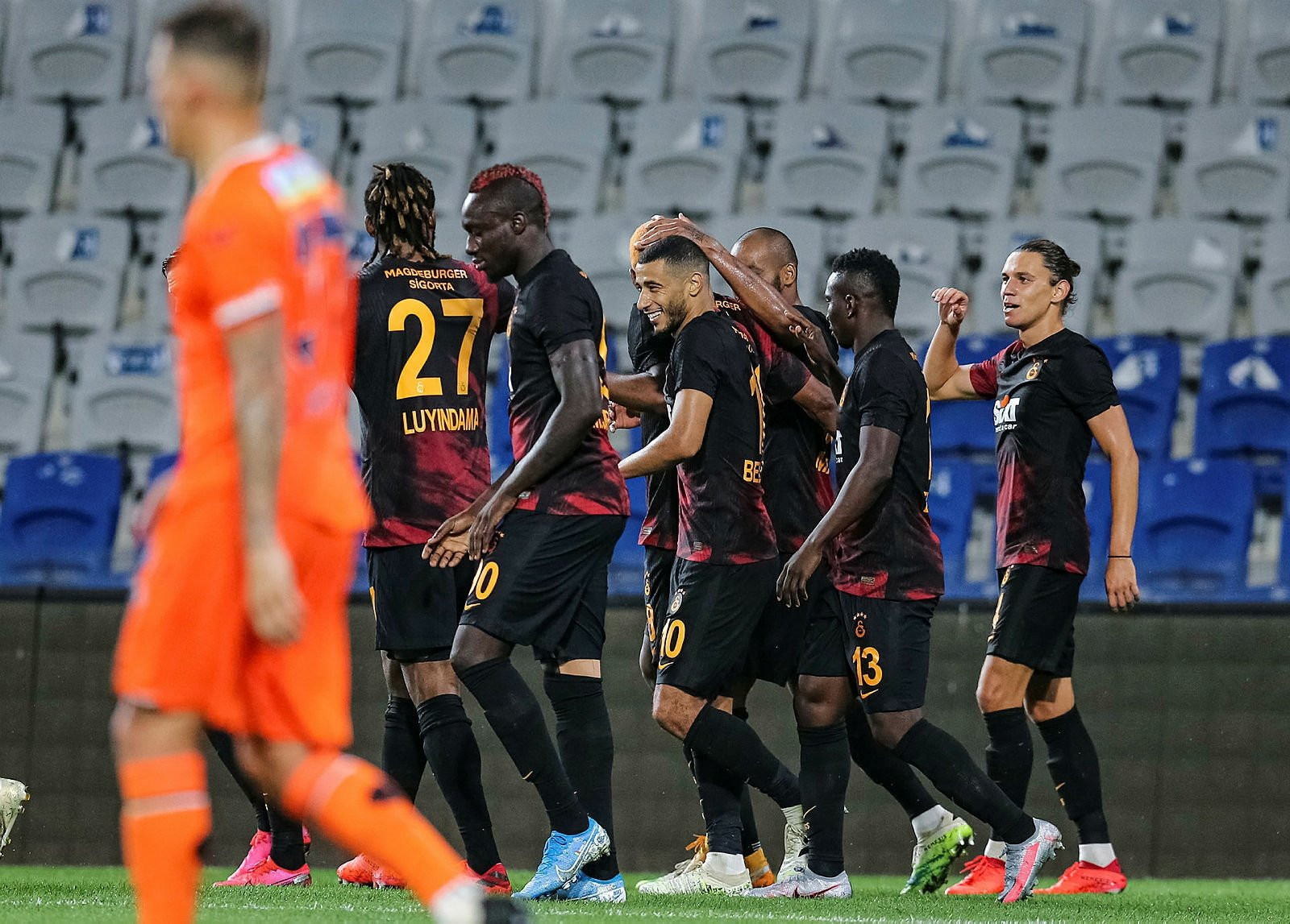 Galatasaray'da Belhanda için karar verildi