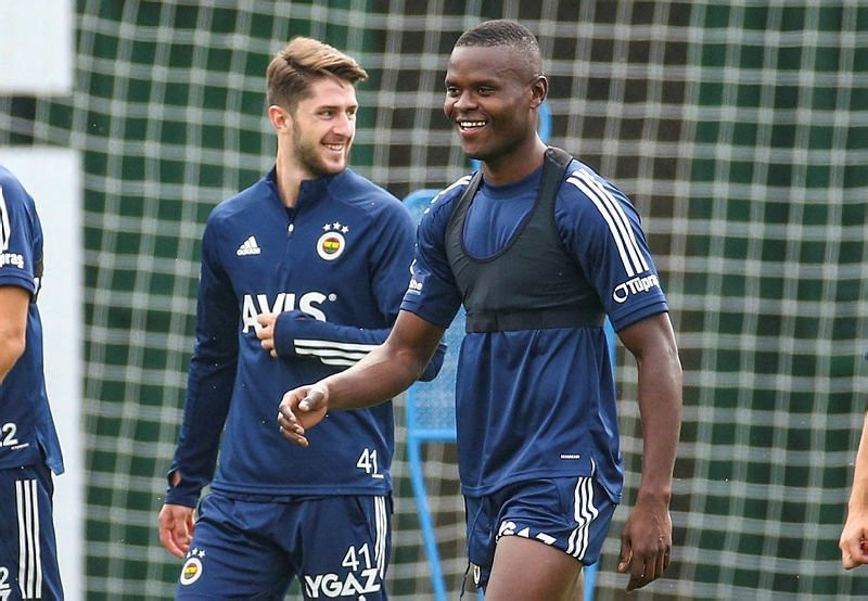 Fenerbahçe büyük oynuyor! 2 süper yıldız birden