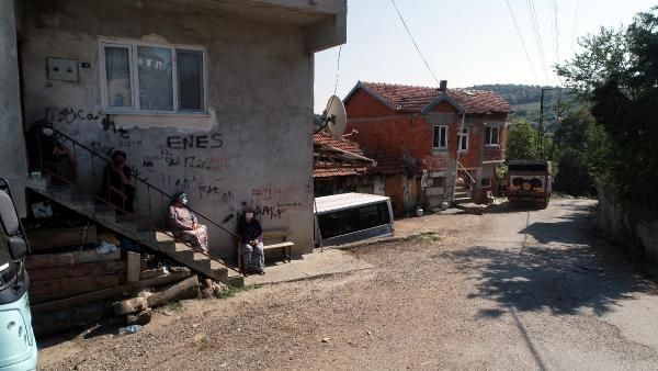 Bir kişinin 8 kişiye koronavirüs bulaştırdığı köyde muhtar isyan etti!