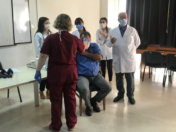 Cerrahpaşa'da ilk gönüllü aşılama yapıldı