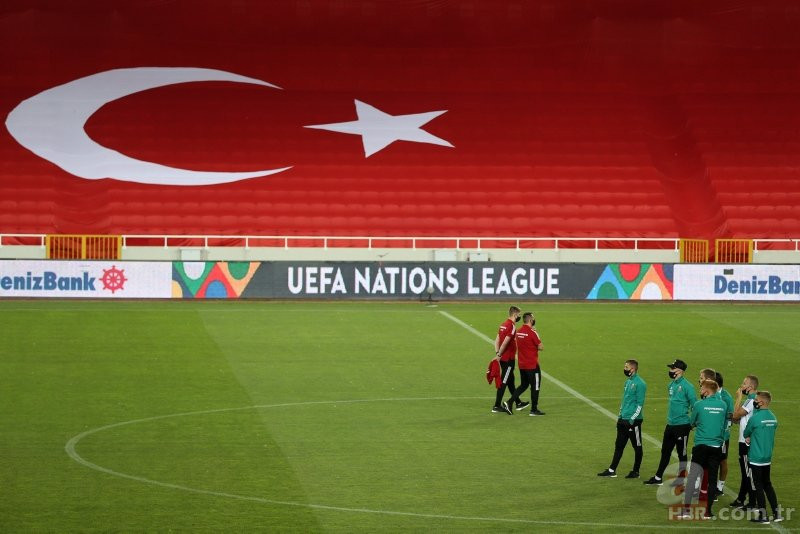Macaristan Yeni 4 Eylül Stadyumu'nu gezdi! - Resim: 2