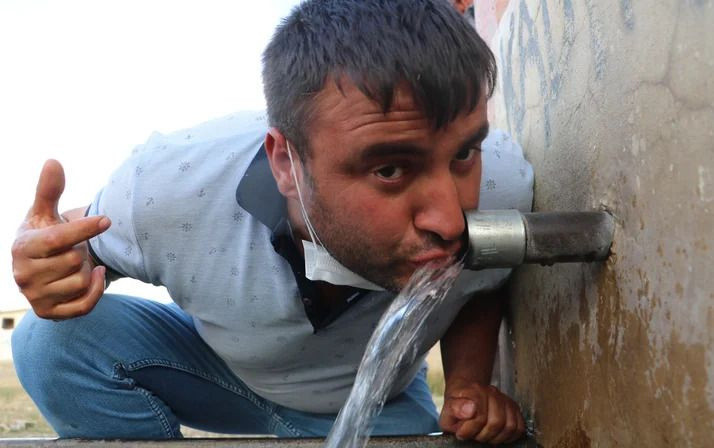 Adı ''Kokmuş'' ama içenin 10 günde iyileştiğine inanıyorlar