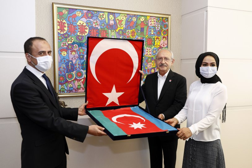Milliyetçi İmam Hatipliler Derneği'nden Kılıçdaroğlu'na çok özel hediye
