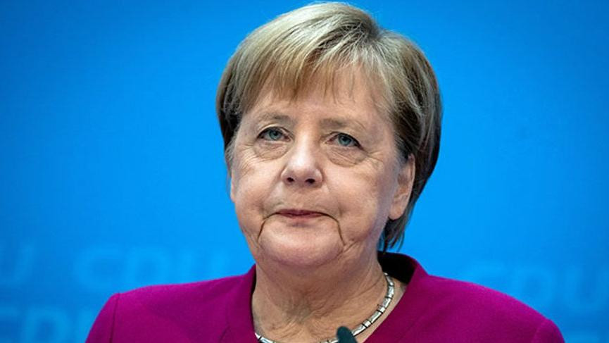 Merkel: ''Sıram geldiğinde aşı olacağım''