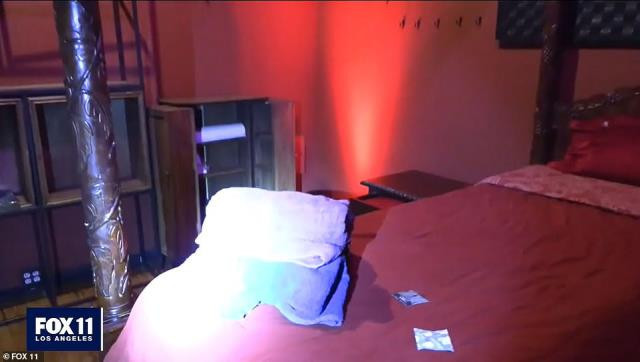 200 kişinin katıldığı swinger partisini polis bastı!