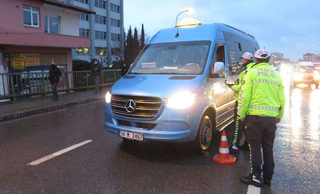 Toplu taşıma araçlarında koronavirüs denetimi