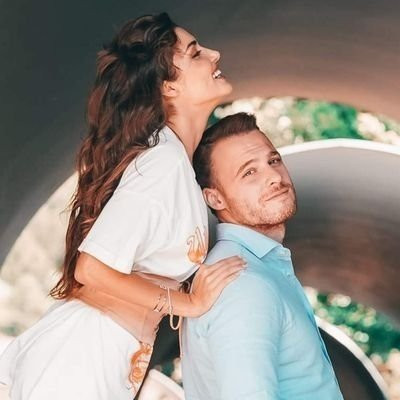 Kerem Bürsin aşk iddiaları hakkında ne dedi?