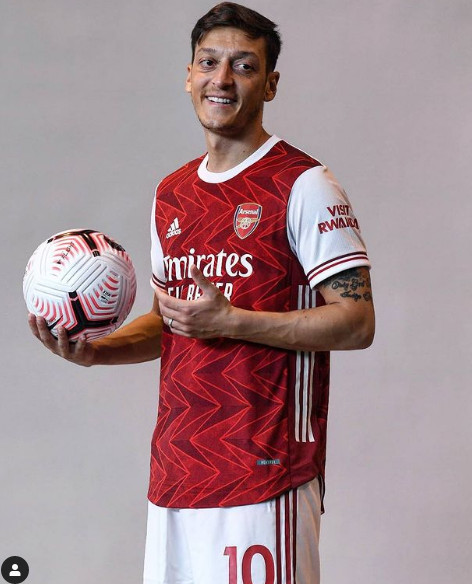 Mesut Özil'den Fenerbahçe için büyük fedakarlık
