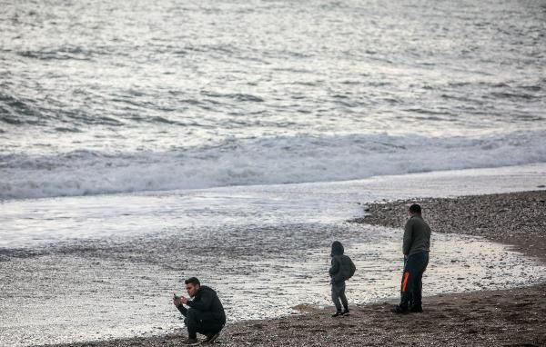 Turistler Antalya'da bu fotoğraf için birbirleriyle yarıştı