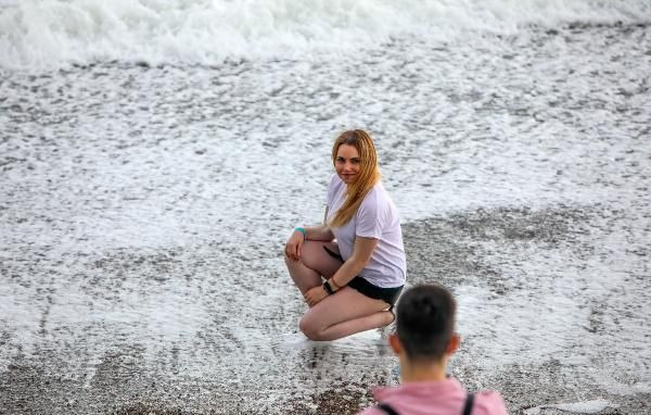 Turistler Antalya'da bu fotoğraf için birbirleriyle yarıştı