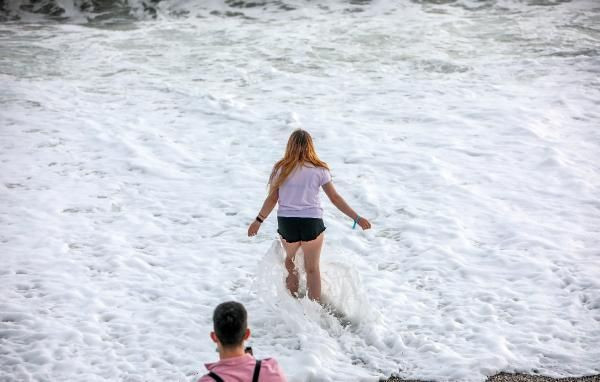 Turistler Antalya'da bu fotoğraf için birbirleriyle yarıştı