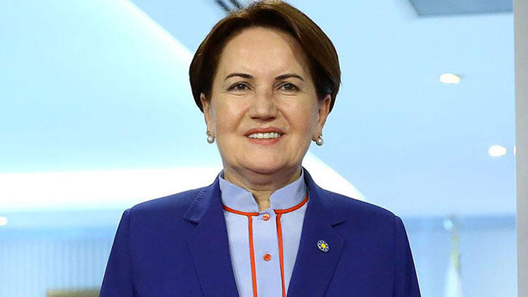 Meral Akşener de aşı olduğunu duyurdu