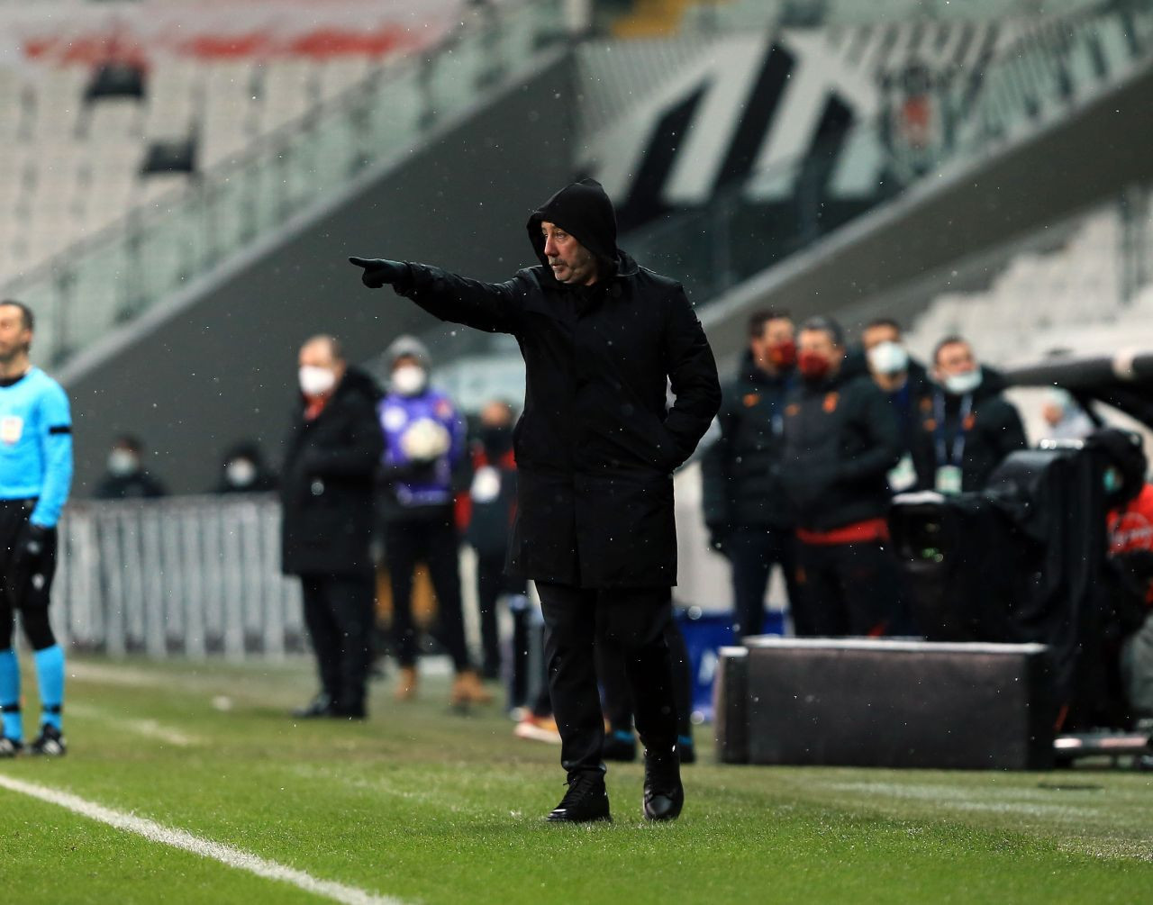 Sergen Yalçın: ''Bu takım son 8 maçın 7'sinde gol yemedi''